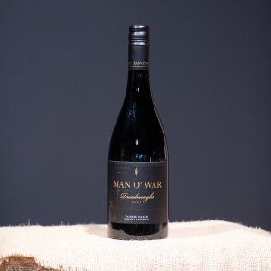 Man O War Dreadnought Syrah