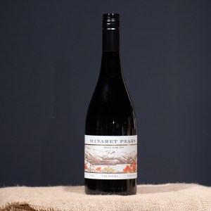 Minaret Peaks Pinot Noir